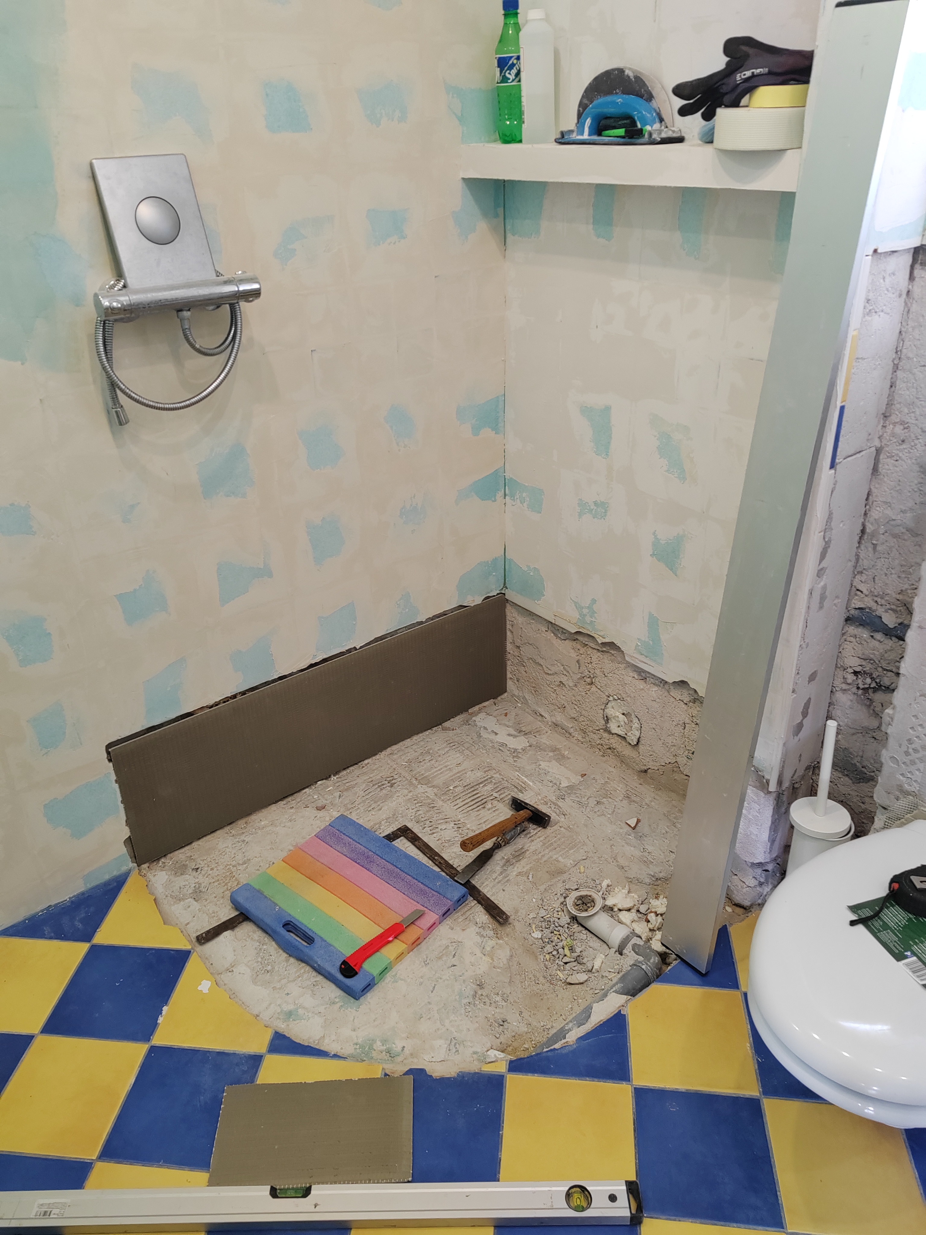 Shower Cabin - Before